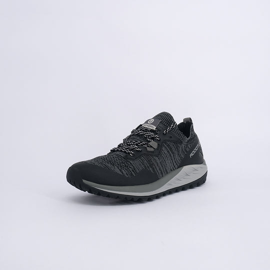 Zapatilla Outdoor Gross Negro UNS